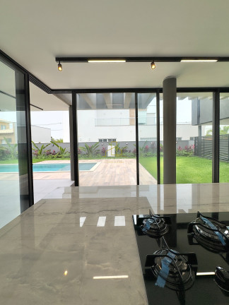Imagem Casa com 4 Quartos à Venda, 305 m² em Alphaville Jacuhy - Serra Imagem Casa com 4 Quartos à Venda, 305 m² em Alphaville Jacuhy - Serra