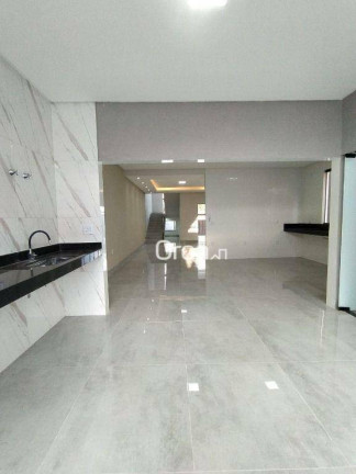 Imagem Sobrado com 3 Quartos à Venda, 214 m² em Jardim Helvécia - Aparecida De Goiânia