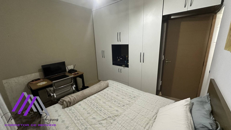 Imagem Casa com 3 Quartos à Venda, 130 m² em Vila Tupi - Praia Grande Imagem Casa com 3 Quartos à Venda, 130 m² em Vila Tupi - Praia Grande
