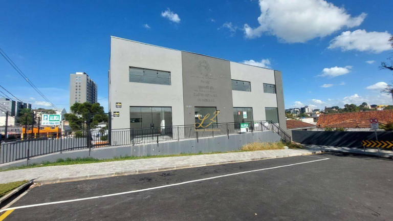 Edifício Residencial para Alugar, 500 m² em Santa Cândida - Curitiba