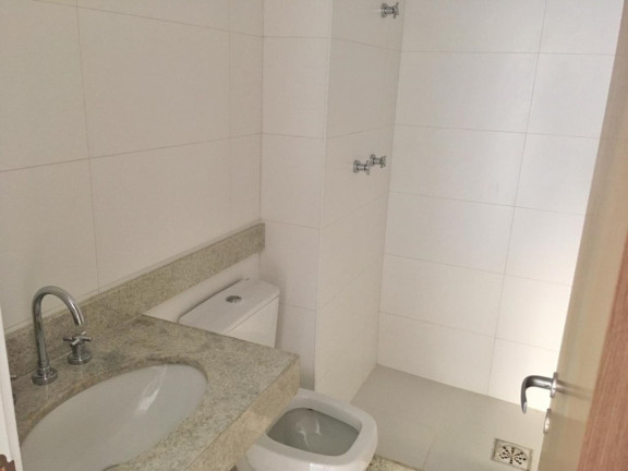 Imagem Apartamento com 3 Quartos à Venda, 165 m²