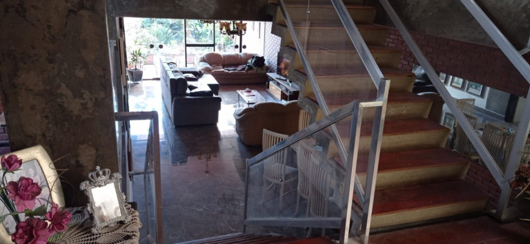 Imagem Casa com 4 Quartos à Venda, 220 m² em Centro - Jacareí Imagem Casa com 4 Quartos à Venda, 220 m² em Centro - Jacareí