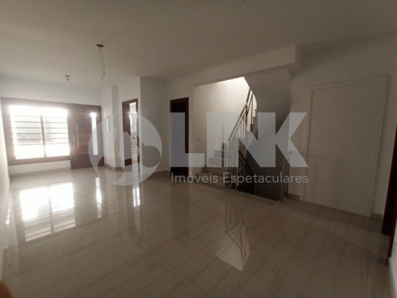 Imagem Imóvel com 3 Quartos à Venda, 251 m² em Praia De Belas - Porto Alegre