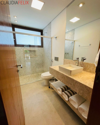 Imagem Casa com 4 Quartos à Venda, 292 m² em Praia De Maresias - São Sebastião Imagem Casa com 4 Quartos à Venda, 292 m² em Praia De Maresias - São Sebastião
