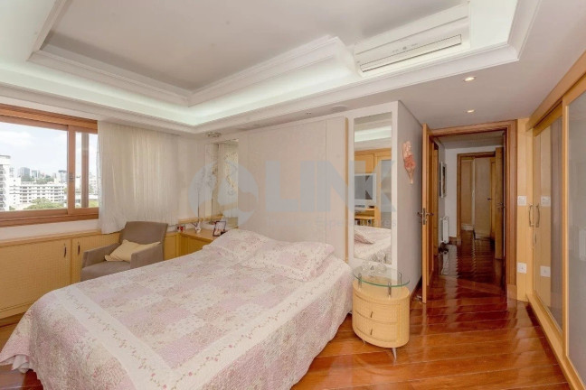 Imagem Apartamento com 3 Quartos à Venda, 201 m² em Moinhos De Vento - Porto Alegre