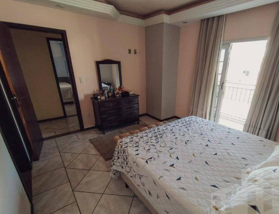 Imagem Casa com 3 Quartos à Venda, 825 m² em Universitário - Tijucas