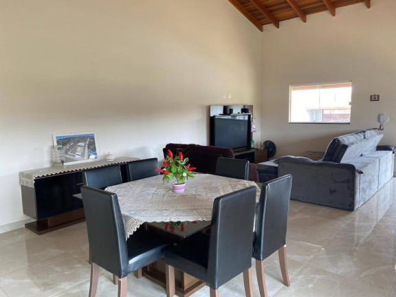 Imagem Chácara com 3 Quartos à Venda, 1.000 m² em Barreiro - Taubaté Imagem Chácara com 3 Quartos à Venda, 1.000 m² em Barreiro - Taubaté