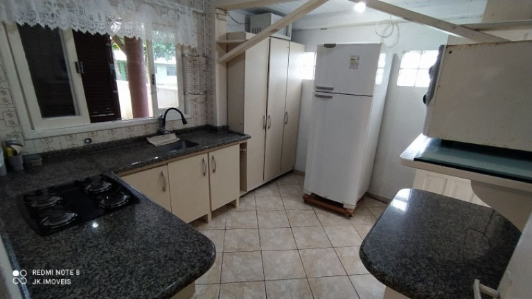 Imagem Casa com 5 Quartos para Temporada, 110 m² em Barra Do Saí - Itapoá Imagem Casa com 5 Quartos para Temporada, 110 m² em Barra Do Saí - Itapoá