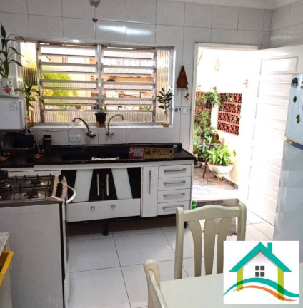 Imagem Casa com 3 Quartos à Venda, 210 m² em Vila Aquilino - Santo André