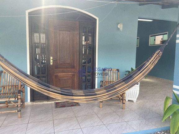 Imagem Casa com 3 Quartos à Venda, 140 m² em Armação - Penha