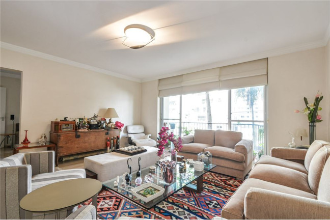 Apartamento com 3 Quartos à Venda, 175 m² em Moema - São Paulo