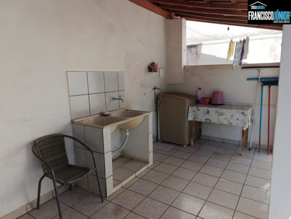 Imagem Casa com 4 Quartos à Venda, 366 m² em Setor Coimbra - Goiânia Imagem Casa com 4 Quartos à Venda, 366 m² em Setor Coimbra - Goiânia