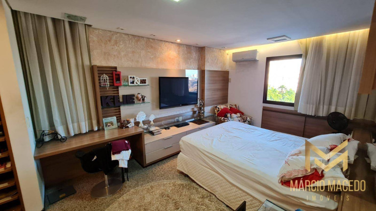 Imagem Apartamento com 4 Quartos à Venda, 210 m² em Dionisio Torres - Fortaleza