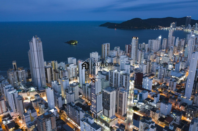 Imagem Apartamento com 4 Quartos à Venda, 182 m² em Centro - Balneário Camboriú