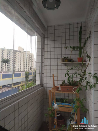 Imagem Apartamento com 2 Quartos à Venda, 72 m² em José Menino - Santos