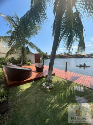 Imagem Casa de Condomínio com 2 Quartos para Temporada, 100 m² em Ogiva - Cabo Frio Imagem Casa de Condomínio com 2 Quartos para Temporada, 100 m² em Ogiva - Cabo Frio