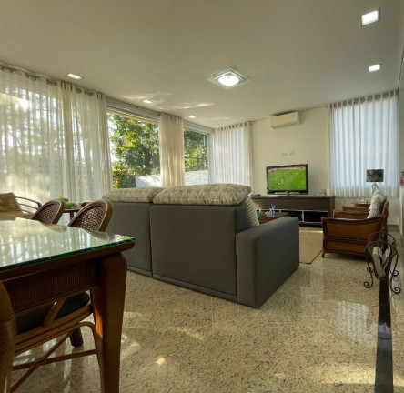 Imagem Imóvel com 7 Quartos à Venda, em Riviera - Bertioga Imagem Imóvel com 7 Quartos à Venda, em Riviera - Bertioga