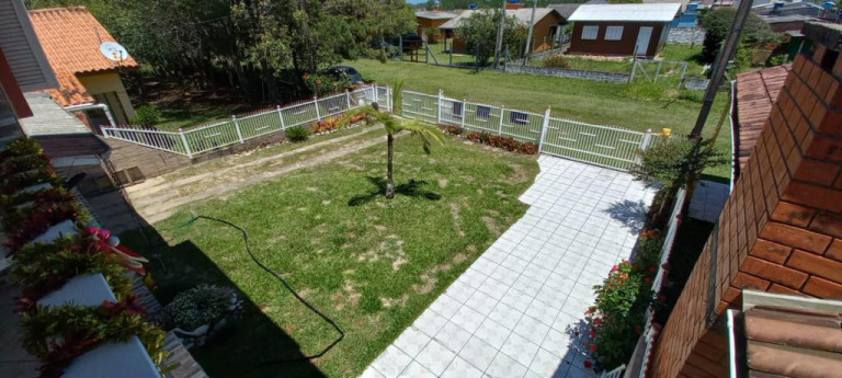 Imagem Sobrado com 5 Quartos à Venda, 240 m² em Sereia Do Mar - Arroio Do Sal Imagem Sobrado com 5 Quartos à Venda, 240 m² em Sereia Do Mar - Arroio Do Sal