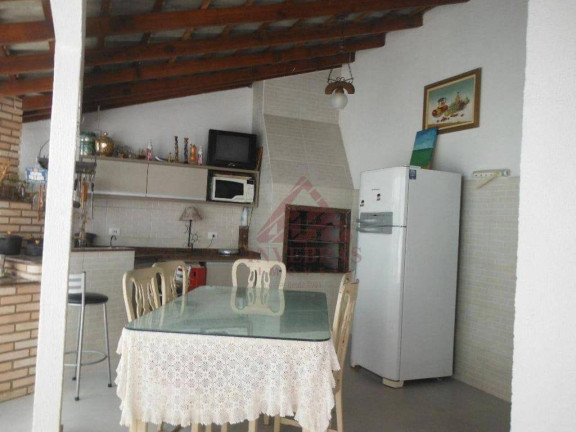 Imagem Casa com 4 Quartos à Venda, 400 m² em Santa Felicidade - Curitiba