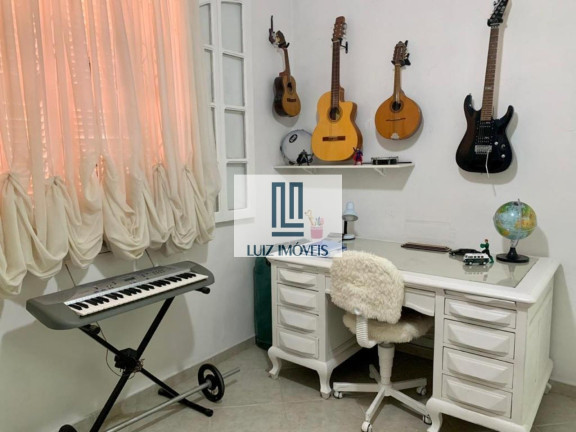 Imagem Casa com 3 Quartos à Venda, 450 m² em Centro - Três Rios Imagem Casa com 3 Quartos à Venda, 450 m² em Centro - Três Rios