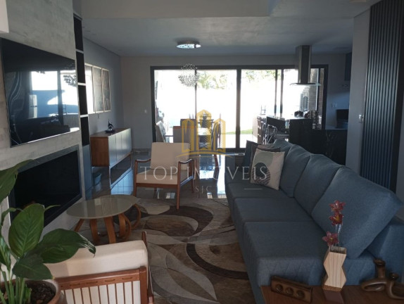 Imagem Casa de Condomínio com 3 Quartos à Venda, 360 m² em Santa Luzia - Caçapava