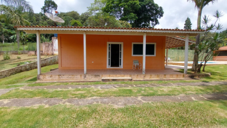 Imagem Chácara com 2 Quartos à Venda, 482 m² em Estância Santa Maria Do Portão - Atibaia Imagem Chácara com 2 Quartos à Venda, 482 m² em Estância Santa Maria Do Portão - Atibaia