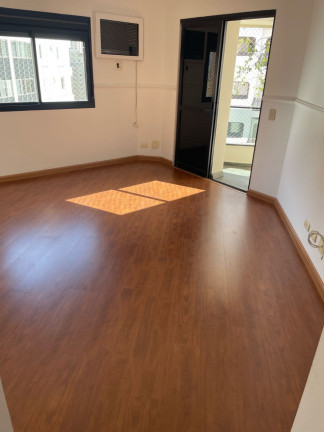 Imagem Imóvel com 3 Quartos à Venda, 221 m² em Vila Uberabinha - São Paulo