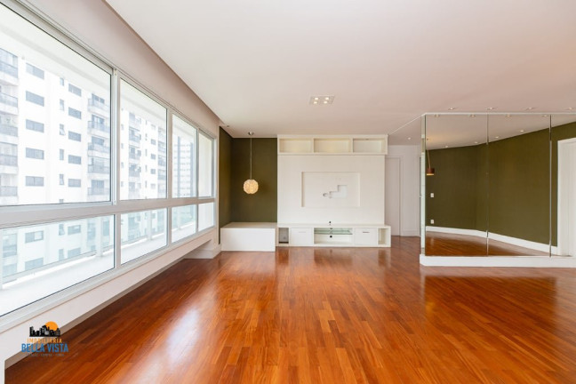 Imagem Apartamento com 3 Quartos à Venda, em Moema - São Paulo Imagem Apartamento com 3 Quartos à Venda, em Moema - São Paulo