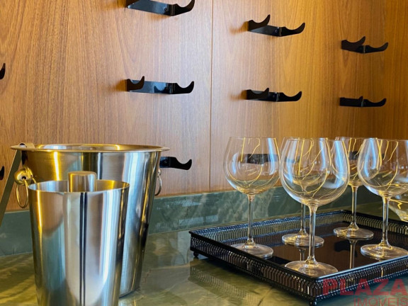 Imagem Apartamento com 3 Quartos para Alugar, 294 m² em Centro - Balneário Camboriú