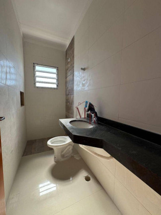 Imagem Casa com 2 Quartos à Venda, 50 m² em Jardim Alice - Praia Grande Imagem Casa com 2 Quartos à Venda, 50 m² em Jardim Alice - Praia Grande