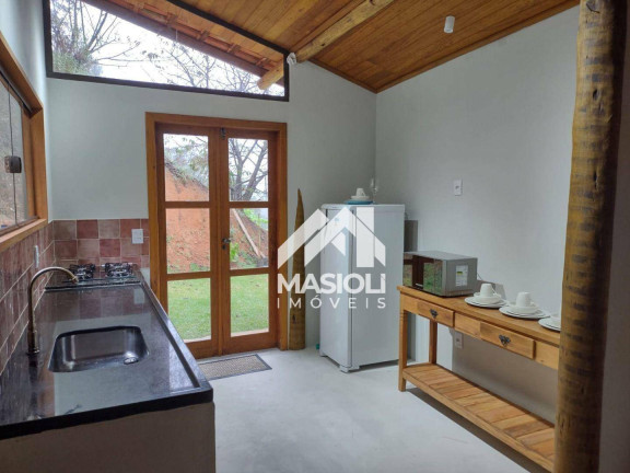 Imagem Casa com 18 Quartos à Venda, 110.000 m² em Centro - Marechal Floriano Imagem Casa com 18 Quartos à Venda, 110.000 m² em Centro - Marechal Floriano