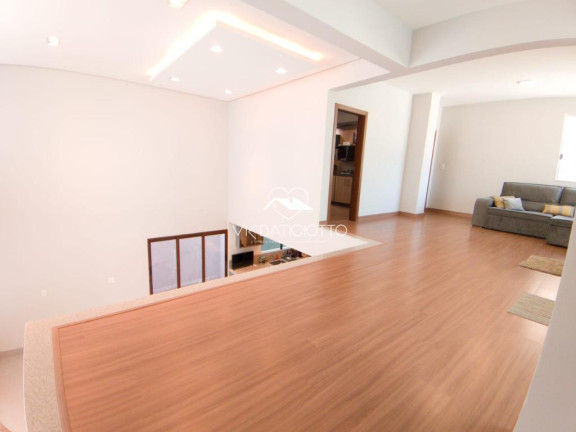 Imagem Casa com 3 Quartos à Venda, 378 m² em Jardim Ipanema - Maringá