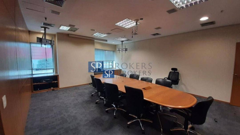 Sala Comercial para Alugar, 242 m² em Itaim Bibi - São Paulo