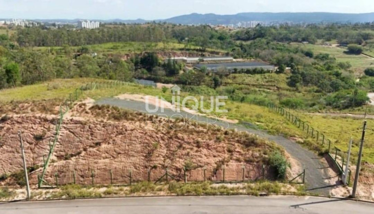 Terreno à Venda, 2.004 m² em Caxambu - Jundiaí