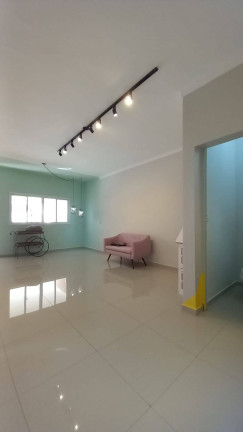 Imagem Casa com 3 Quartos à Venda, 250 m² em Jardim Oasis - Taubaté Imagem Casa com 3 Quartos à Venda, 250 m² em Jardim Oasis - Taubaté