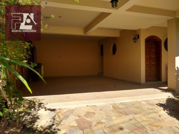 Imagem Casa com 3 Quartos à Venda, 210 m² em Centro - Guaratinguetá Imagem Casa com 3 Quartos à Venda, 210 m² em Centro - Guaratinguetá