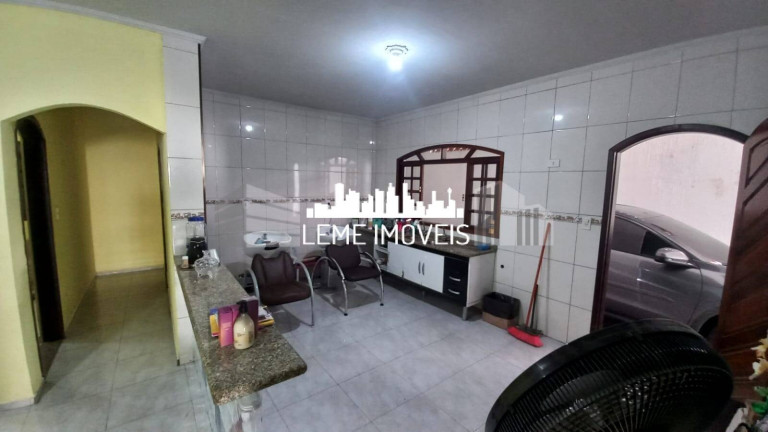 Casa com 6 Quartos à Venda, 250 m² em Jardim Roseli - São Paulo