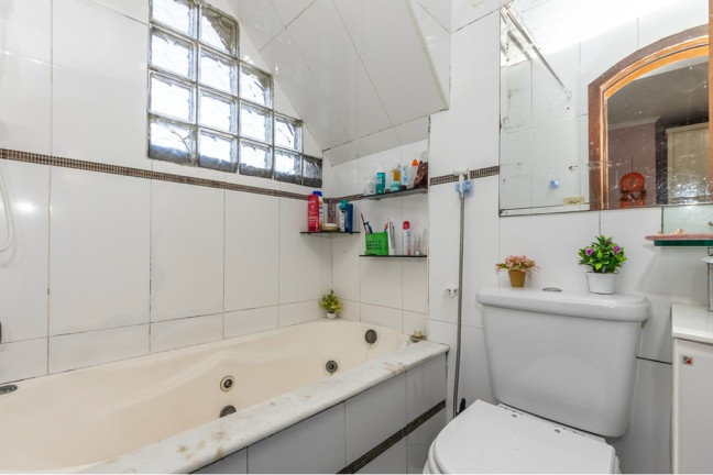 Imagem Casa com 3 Quartos à Venda, 325 m² em Vila Gustavo - São Paulo Imagem Casa com 3 Quartos à Venda, 325 m² em Vila Gustavo - São Paulo