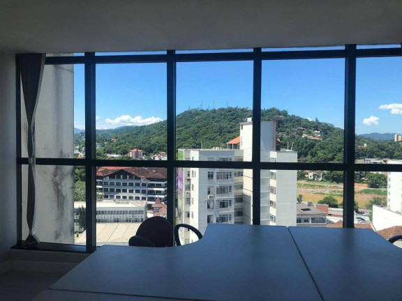 Sala Comercial à Venda, 106 m² em Centro - Blumenau