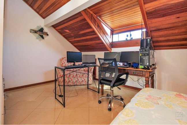 Imagem Casa com 4 Quartos à Venda, 201 m² em Espírito Santo - Porto Alegre