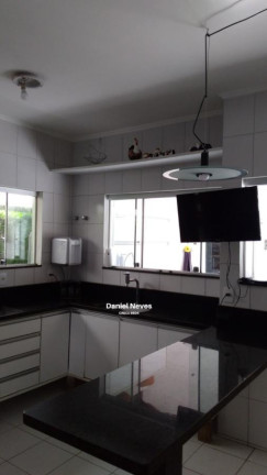 Imagem Casa de Condomínio com 4 Quartos à Venda, 450 m² em Busca Vida (abrantes) - Camaçari