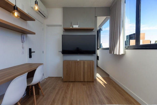 Imagem Apartamento com 1 Quarto à Venda, 19 m² em água Verde - Curitiba