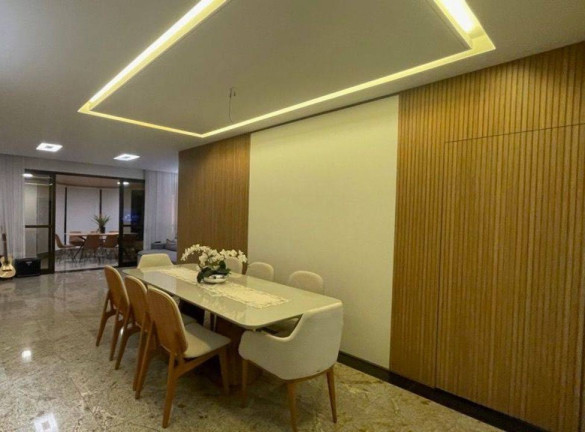 Imagem Imóvel com 4 Quartos à Venda, 270 m² em Praia Da Costa - Vila Velha