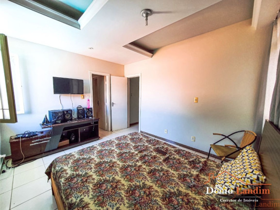 Imagem Casa com 3 Quartos à Venda, 200 m² em Morada Do Parque - Montes Claros