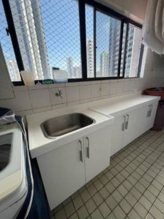Imagem Apartamento com 4 Quartos à Venda, 220 m²
