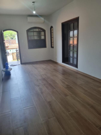Imagem Casa com 4 Quartos à Venda, 451 m² em Campo Grande - Rio De Janeiro Imagem Casa com 4 Quartos à Venda, 451 m² em Campo Grande - Rio De Janeiro