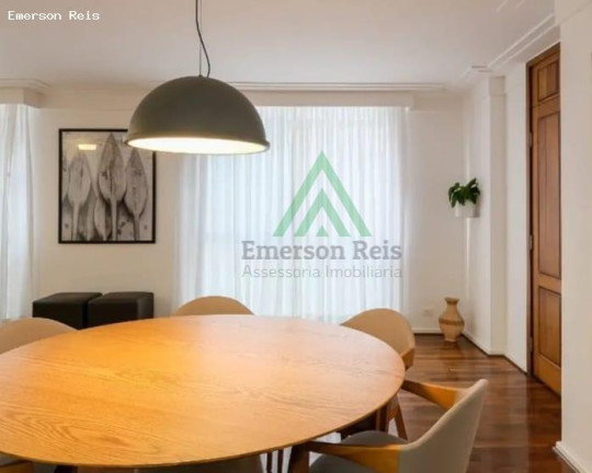 Imagem Casa com 4 Quartos à Venda, 180 m² em Santa Cecília - São Paulo