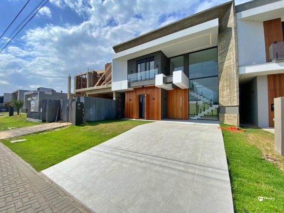 Casa de Condomínio com 4 Quartos à Venda, 210 m² em Xangri-la - Xangri-lá