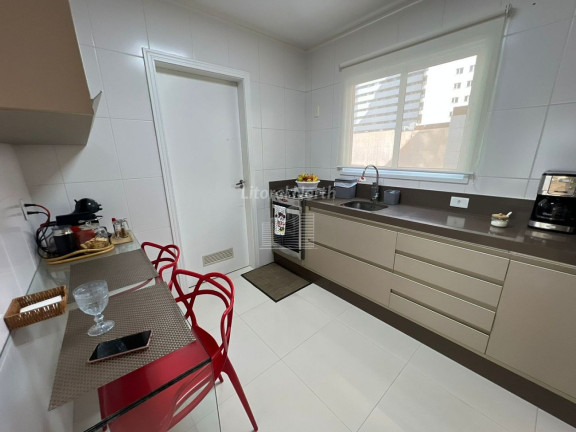 Imagem Apartamento com 4 Quartos à Venda, 141 m² em Centro - Balneário Camboriú Imagem Apartamento com 4 Quartos à Venda, 141 m² em Centro - Balneário Camboriú