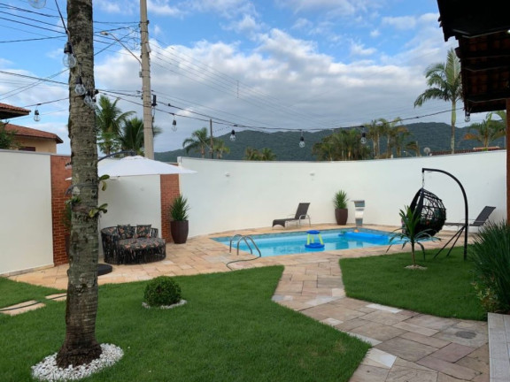 Imagem Casa com 3 Quartos à Venda, 220 m² em Flórida - Praia Grande Imagem Casa com 3 Quartos à Venda, 220 m² em Flórida - Praia Grande
